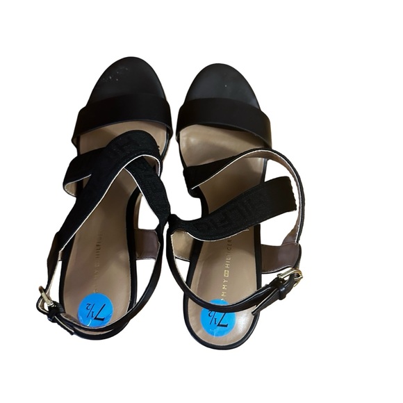 Tommy Hilfiger black women shoes /Like New/7.5 - Picture 5 of 5